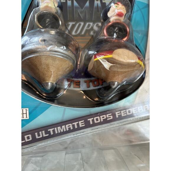 W.U.T.F. World Ultimate Tops Federation Ultimate Tops Combat Kit 2 Pack NOS 1999 - Picture 6 of 6